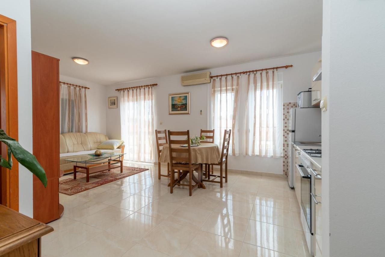 Apartman Dildo Apartment Trogir Ngoại thất bức ảnh